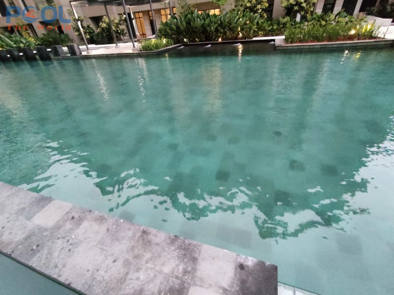 Đổi Mới Cách Dọn Hồ Bơi Với Ống Mềm Hút 30m Siêu Dày – Tinh Tế Và Tiện Lợi